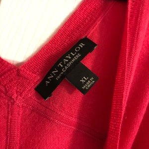 Ann Taylor 100% Cashmere deep V sweeter